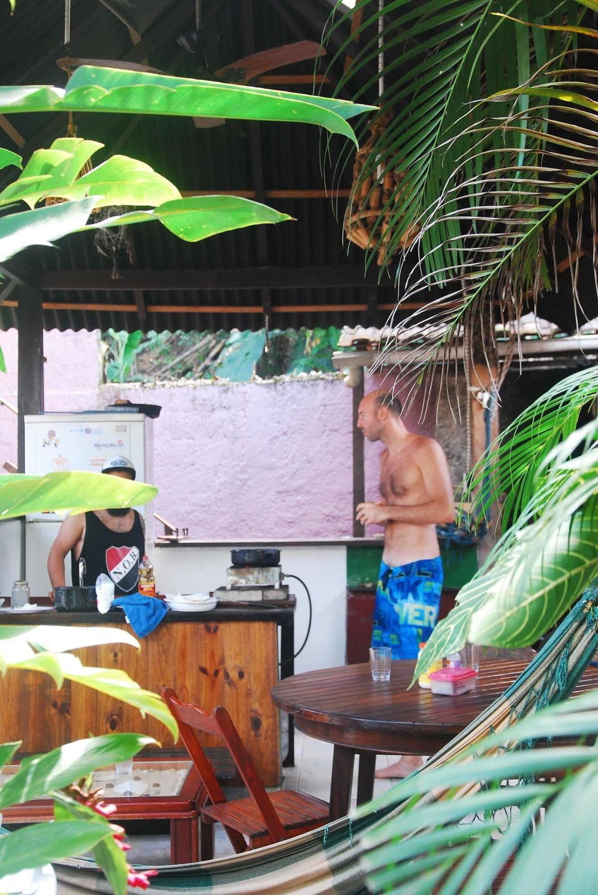 Samblumba Hostel Trindade Trindade  Eksteriør bilde